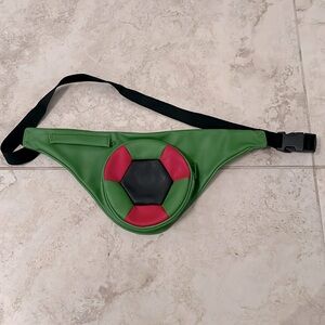 Free- fanny pack